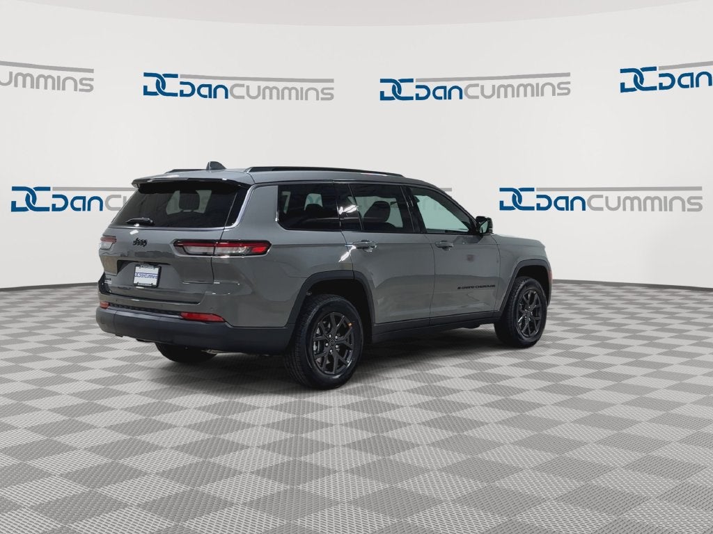 2027 Jeep Grand Cherokee L Laredo Altitude