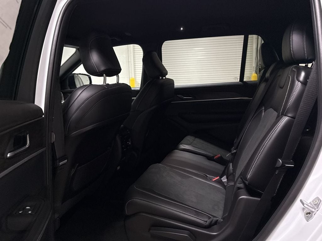 2026 Jeep Grand Cherokee L Laredo