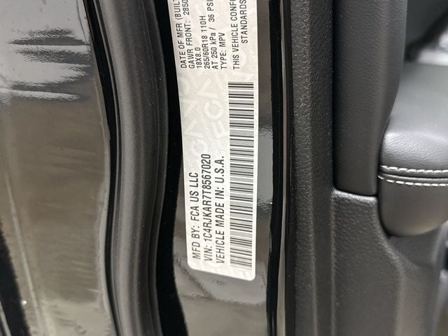 2026 Jeep Grand Cherokee L Laredo