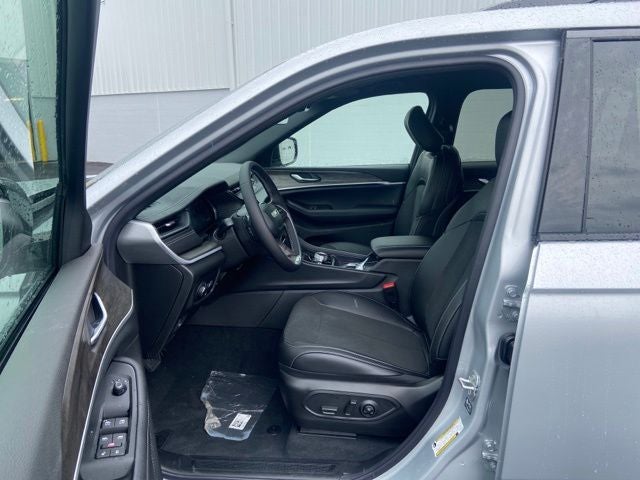 2026 Jeep Grand Cherokee L Altitude