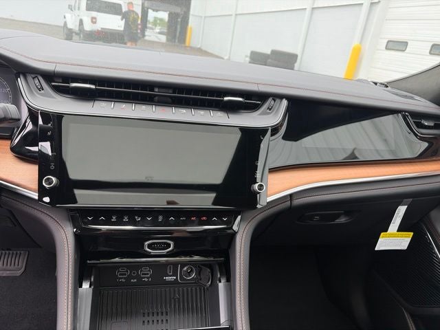 2026 Jeep Grand Cherokee L Summit