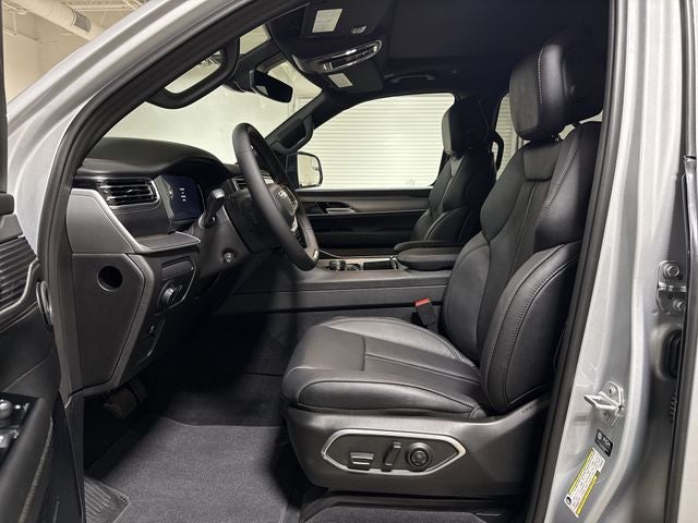 2026 Jeep Grand Wagoneer L Limited Reserve