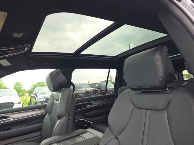2026 Jeep Grand Wagoneer L Limited Altitude