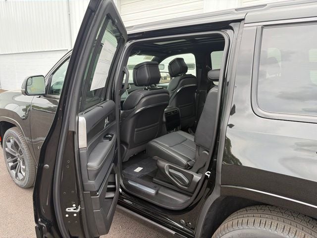 2026 Jeep Grand Wagoneer Summit Obsidian
