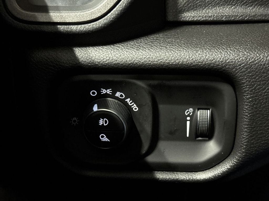 2026 RAM 1500 Warlock