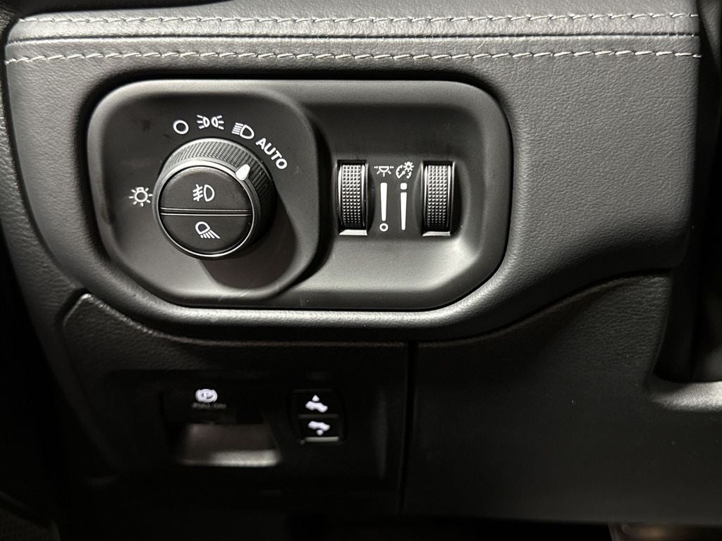 2026 RAM 1500 RHO