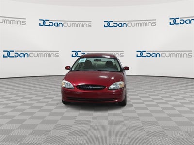 2002 Ford Taurus SE