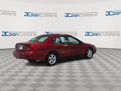 2002 Ford Taurus SE
