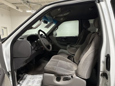 2002 Ford F-150 Lariat