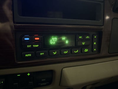 2006 Ford F-350SD Lariat