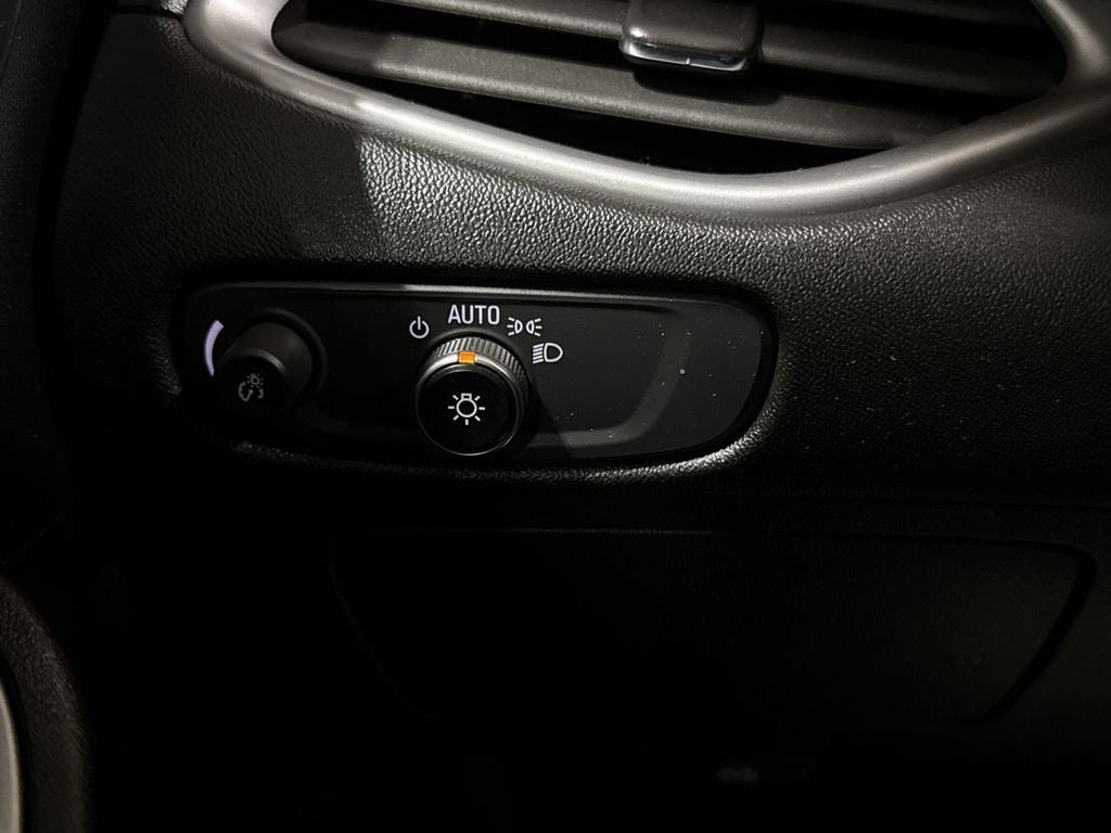 2023 Chevrolet Malibu LS