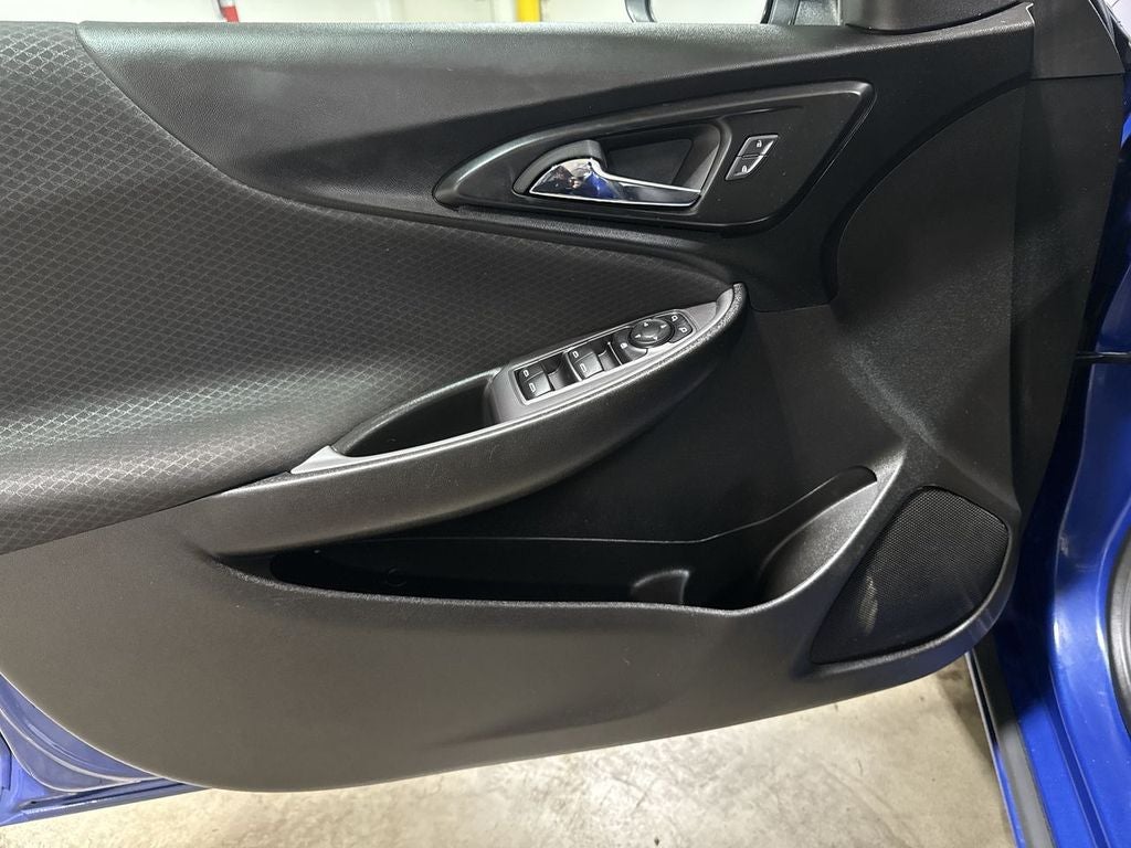 2023 Chevrolet Malibu LS