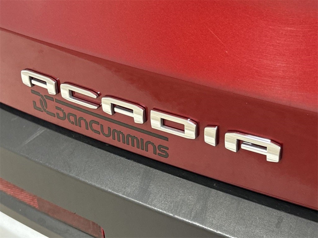 2023 GMC Acadia SLT