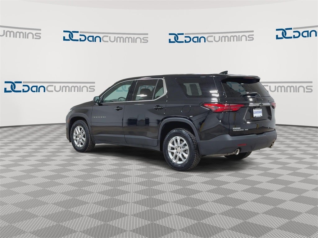 2023 Chevrolet Traverse LS