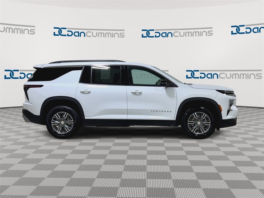 2024 Chevrolet Traverse 2LT