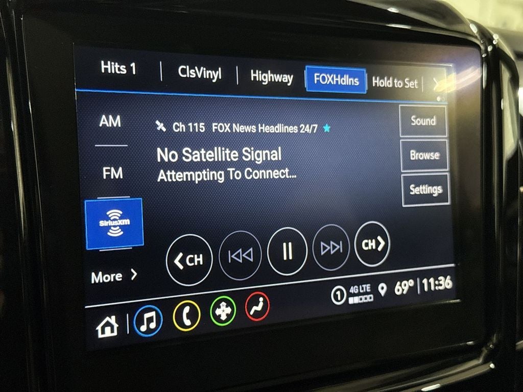 2022 Chevrolet Traverse LT