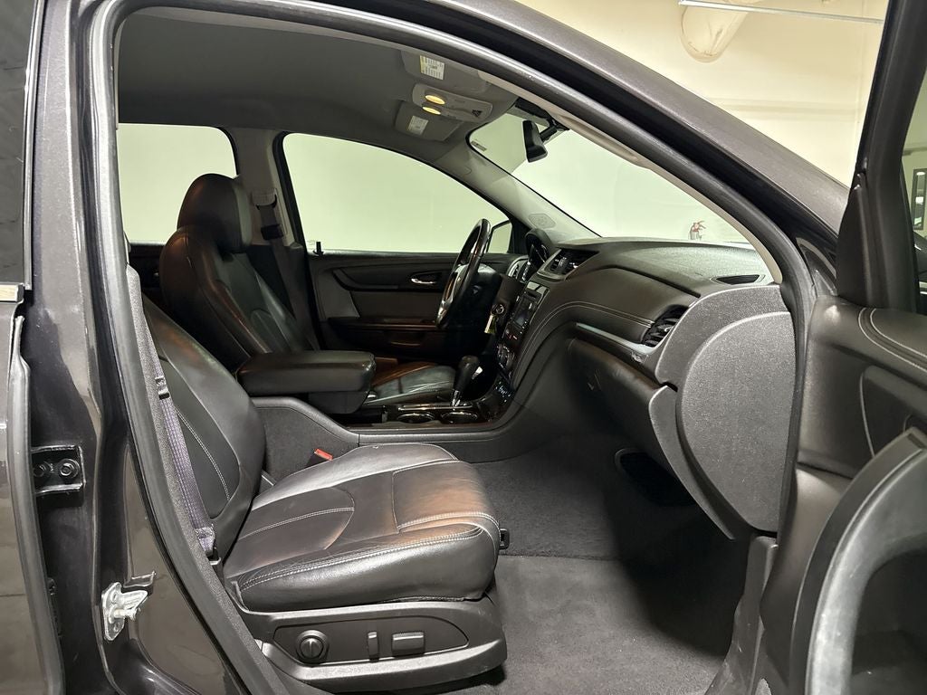 2015 Chevrolet Traverse 2LT 2LT