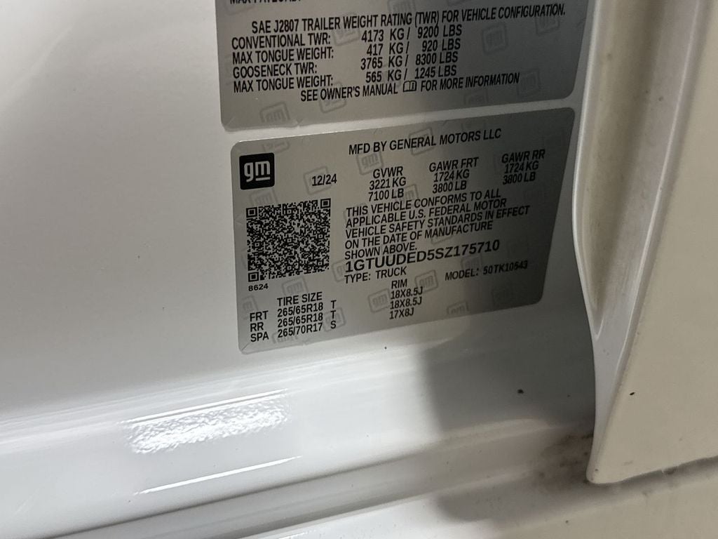 2025 GMC Sierra 1500 SLT