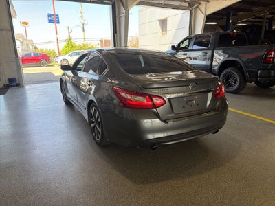 2016 Nissan Altima 2.5 SR