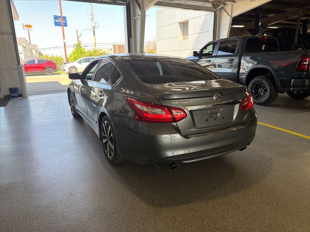 2016 Nissan Altima 2.5 SR