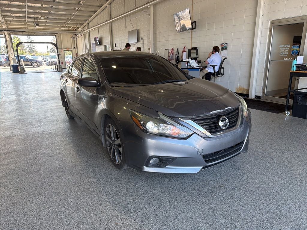 2016 Nissan Altima 2.5 SR