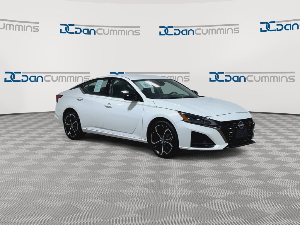 2025 Nissan Altima 2.5 SR