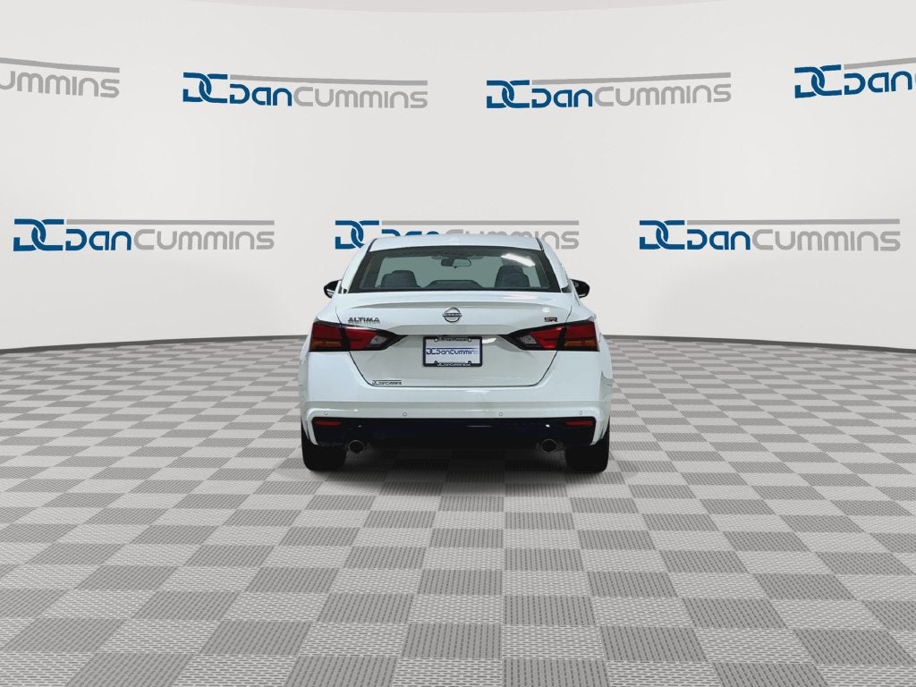 2025 Nissan Altima 2.5 SR