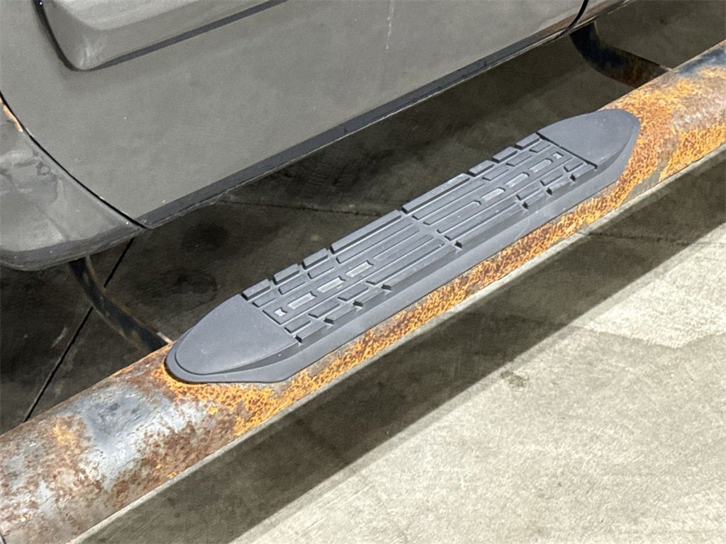 2005 Nissan Titan LE