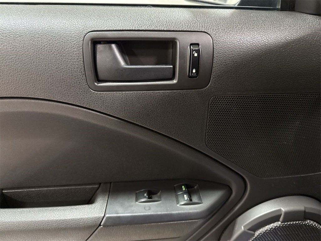 2006 Ford Mustang V6