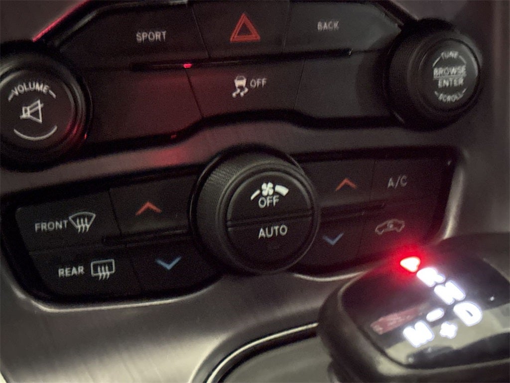 2016 Dodge Challenger SXT