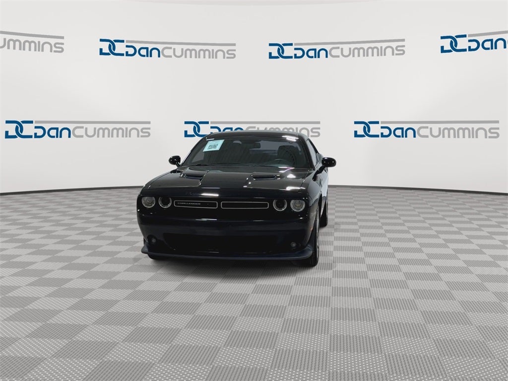 2015 Dodge Challenger SXT