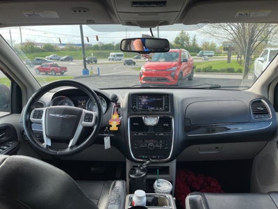 2015 Chrysler Town & Country Touring