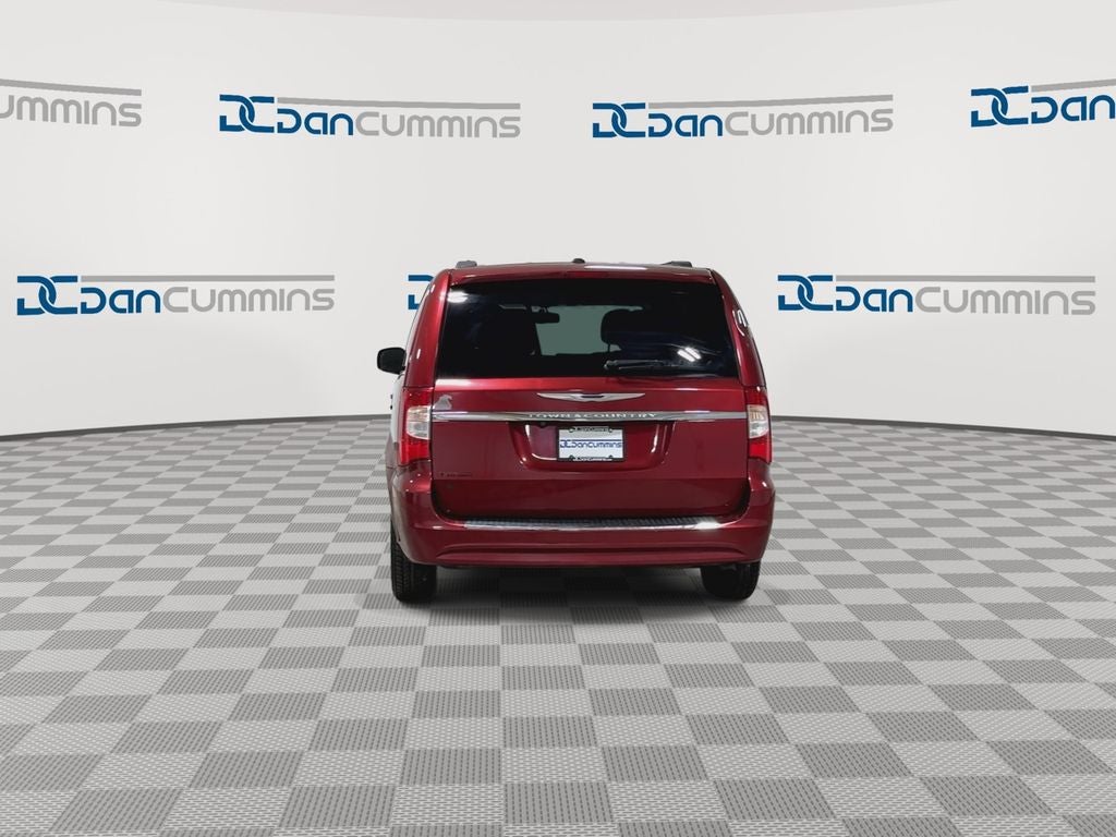 2015 Chrysler Town & Country Touring