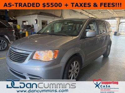 2016 Chrysler Town & Country Touring