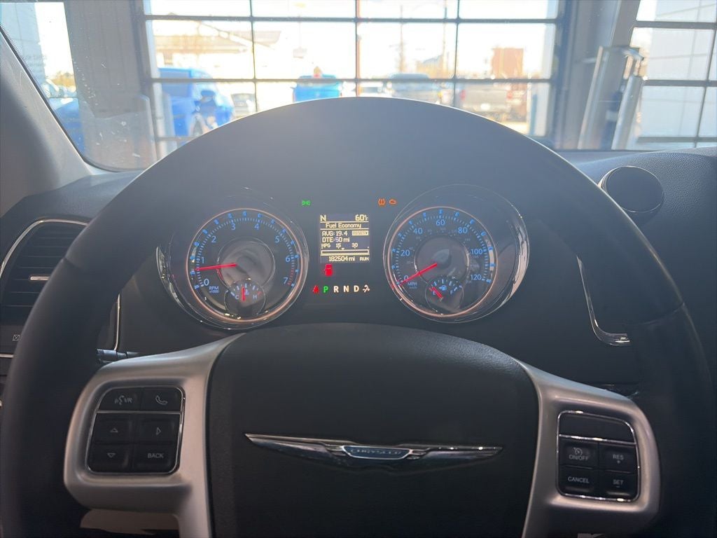 2016 Chrysler Town & Country Touring