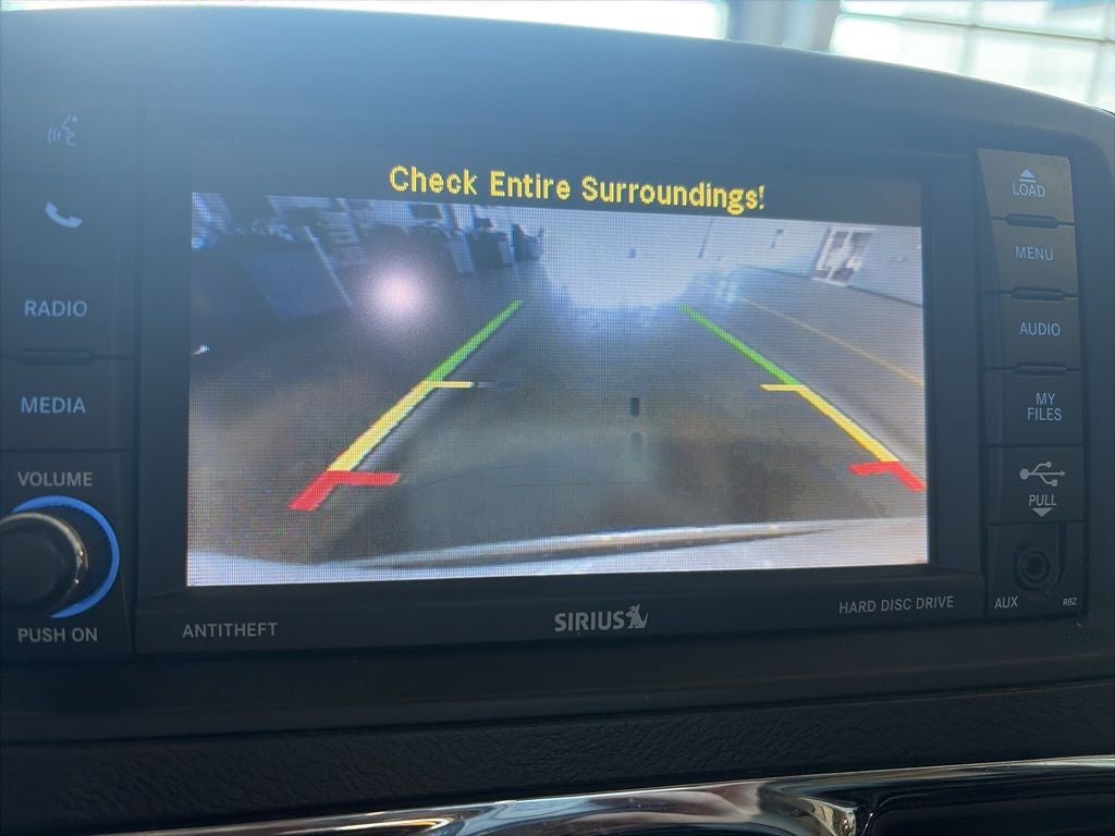 2016 Chrysler Town & Country Touring