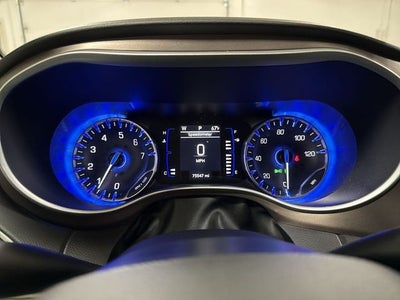 2022 Chrysler Voyager LX