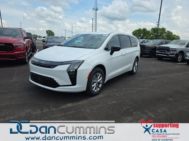 2027 Chrysler Pacifica Select AWD's photo