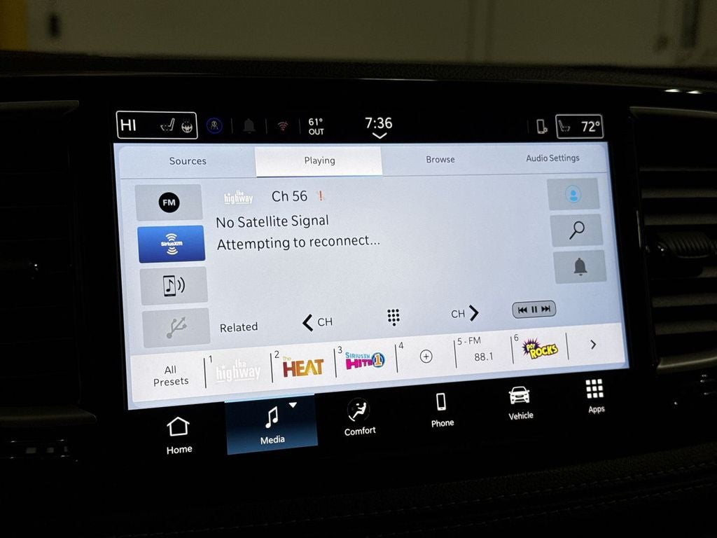 2026 Chrysler Pacifica Select