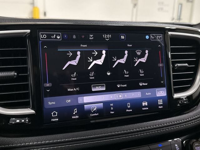 2027 Chrysler Pacifica Limited