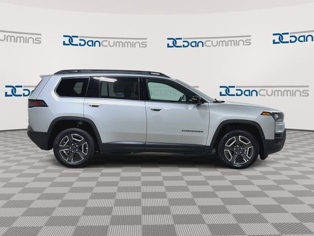 2026 Jeep Cherokee Laredo