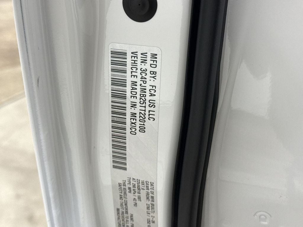 2026 Jeep Cherokee Laredo