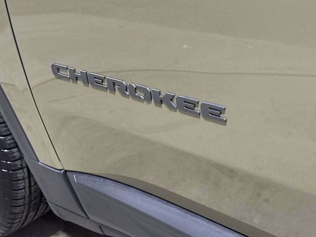 2026 Jeep Cherokee Laredo