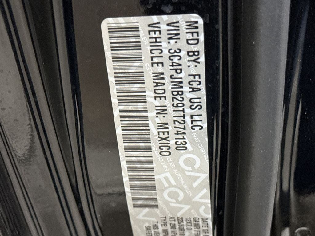 2026 Jeep Cherokee Laredo