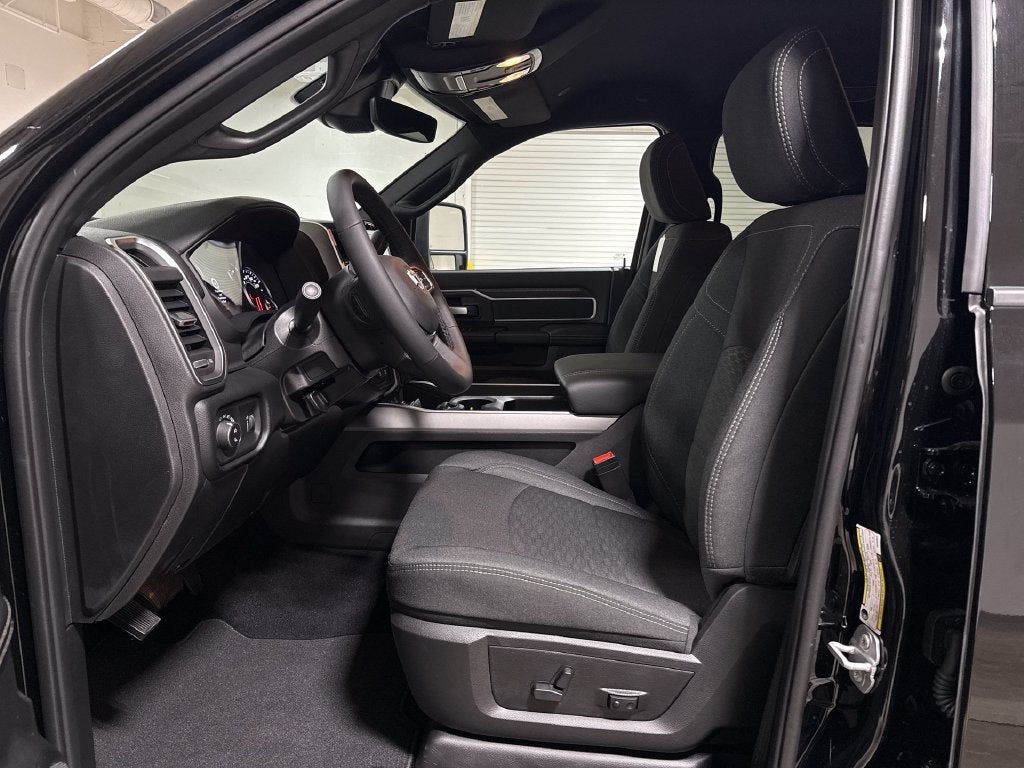 2027 RAM 3500 Big Horn