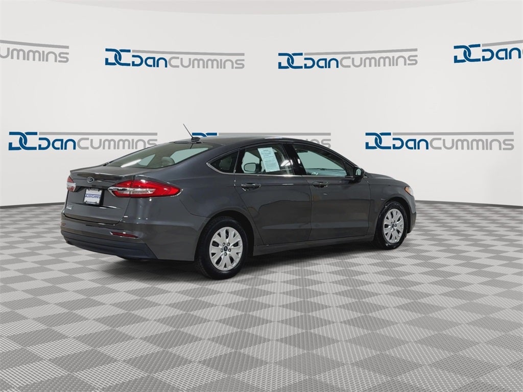 2019 Ford Fusion S