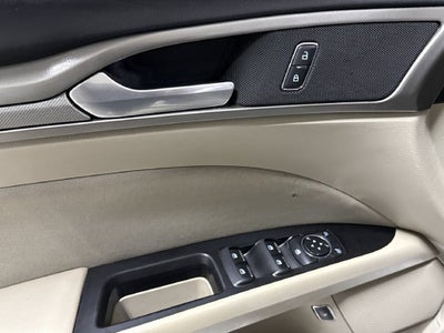 2017 Ford Fusion Hybrid SE