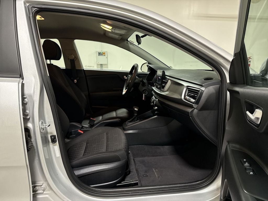 2022 Kia Rio LX