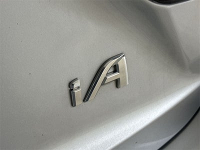 2017 Toyota Yaris iA Base