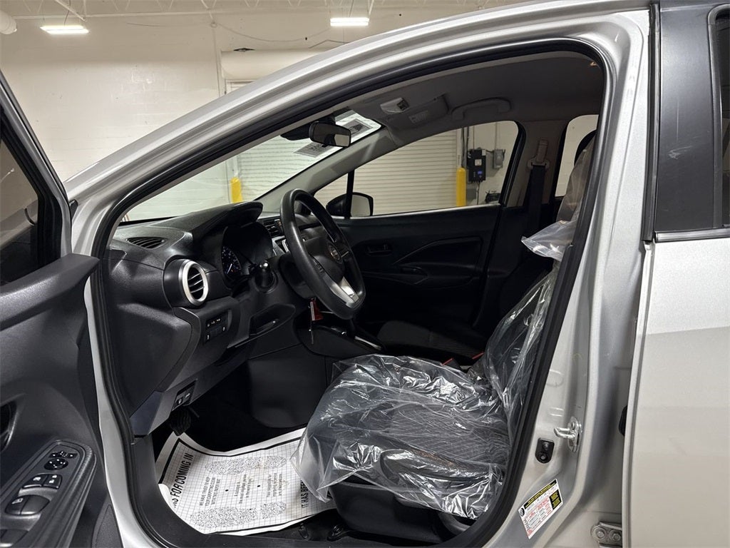 2022 Nissan Versa 1.6 S